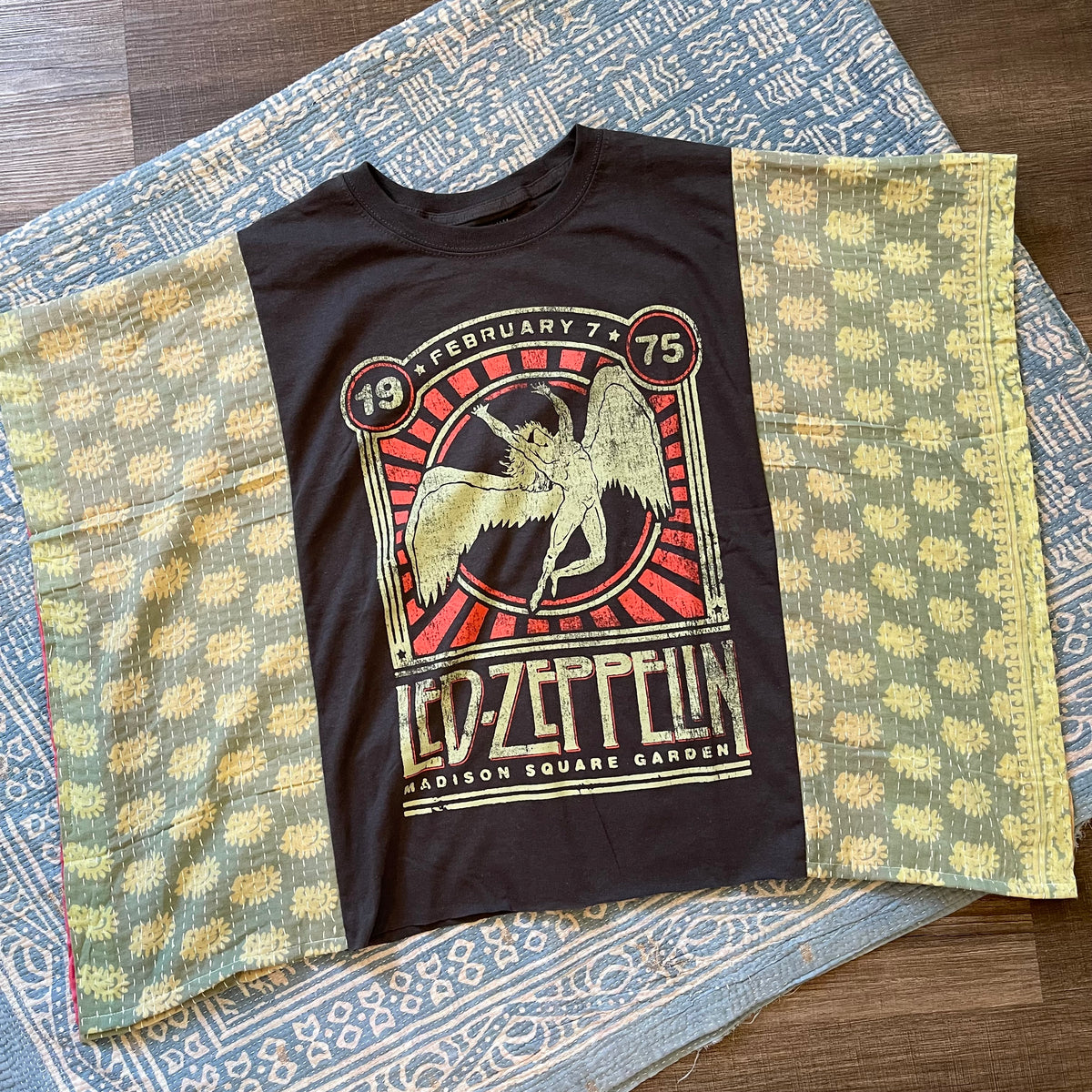 Zeppelin Kantha Tee S-XL