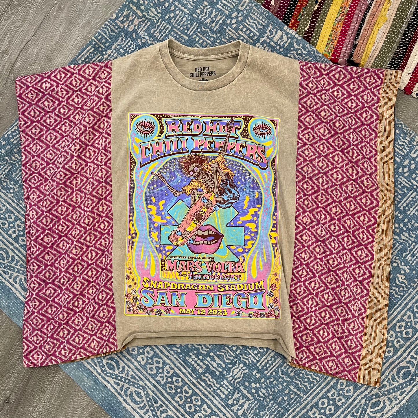 Red Hot Chili Peppers S-XL