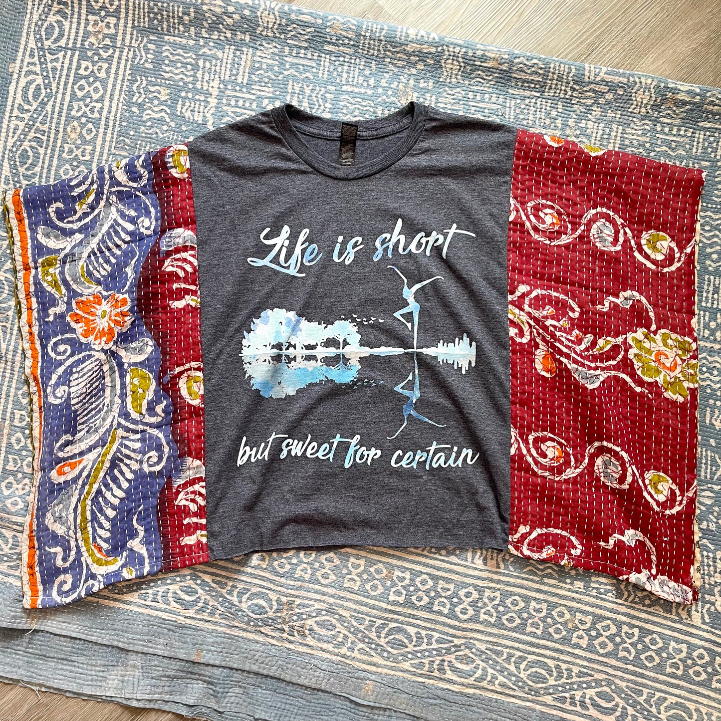 DMB Kantha Tee S-XL CROP TOP