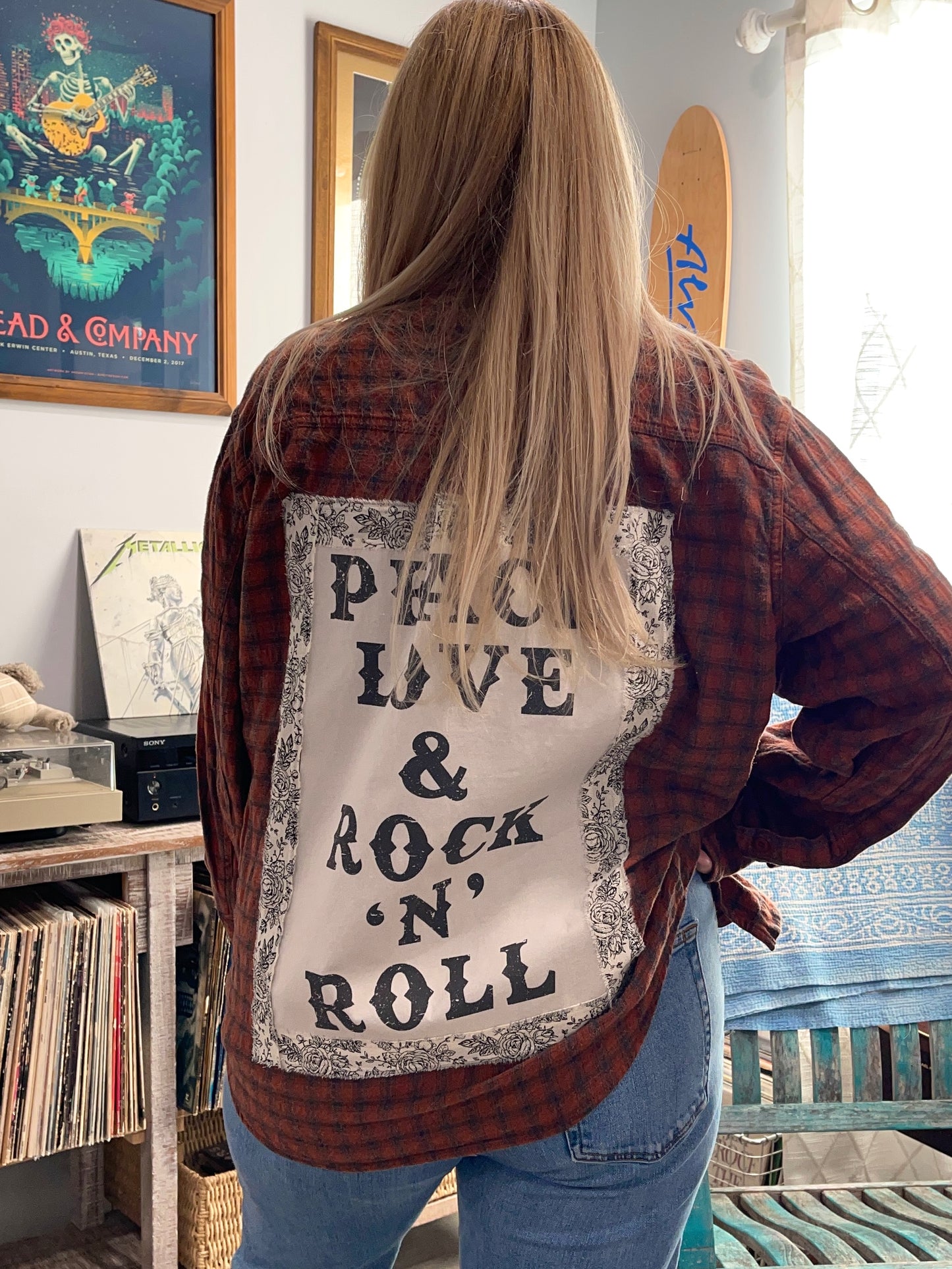 PEACE, LOVE & ROCK N ROLL M/L