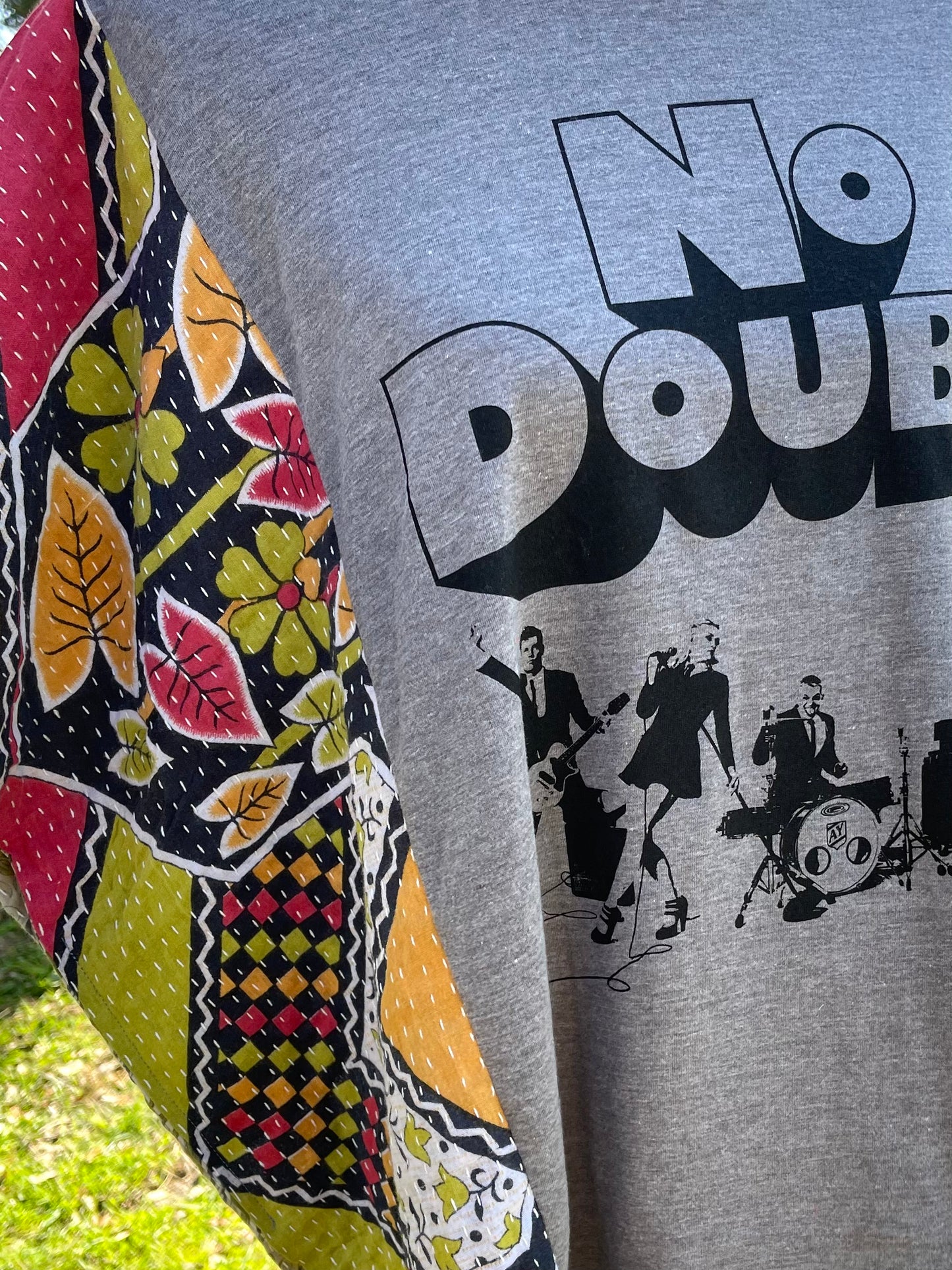 NO DOUBT TEE S-XL