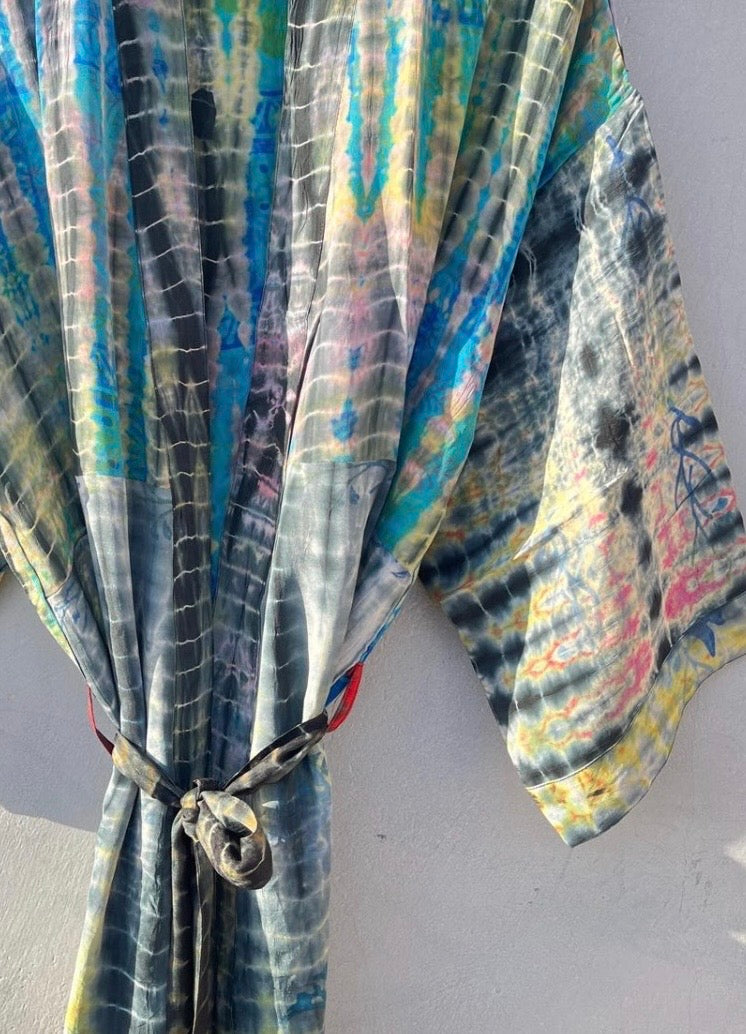 Mystic Tide Crepe Silk Kimono