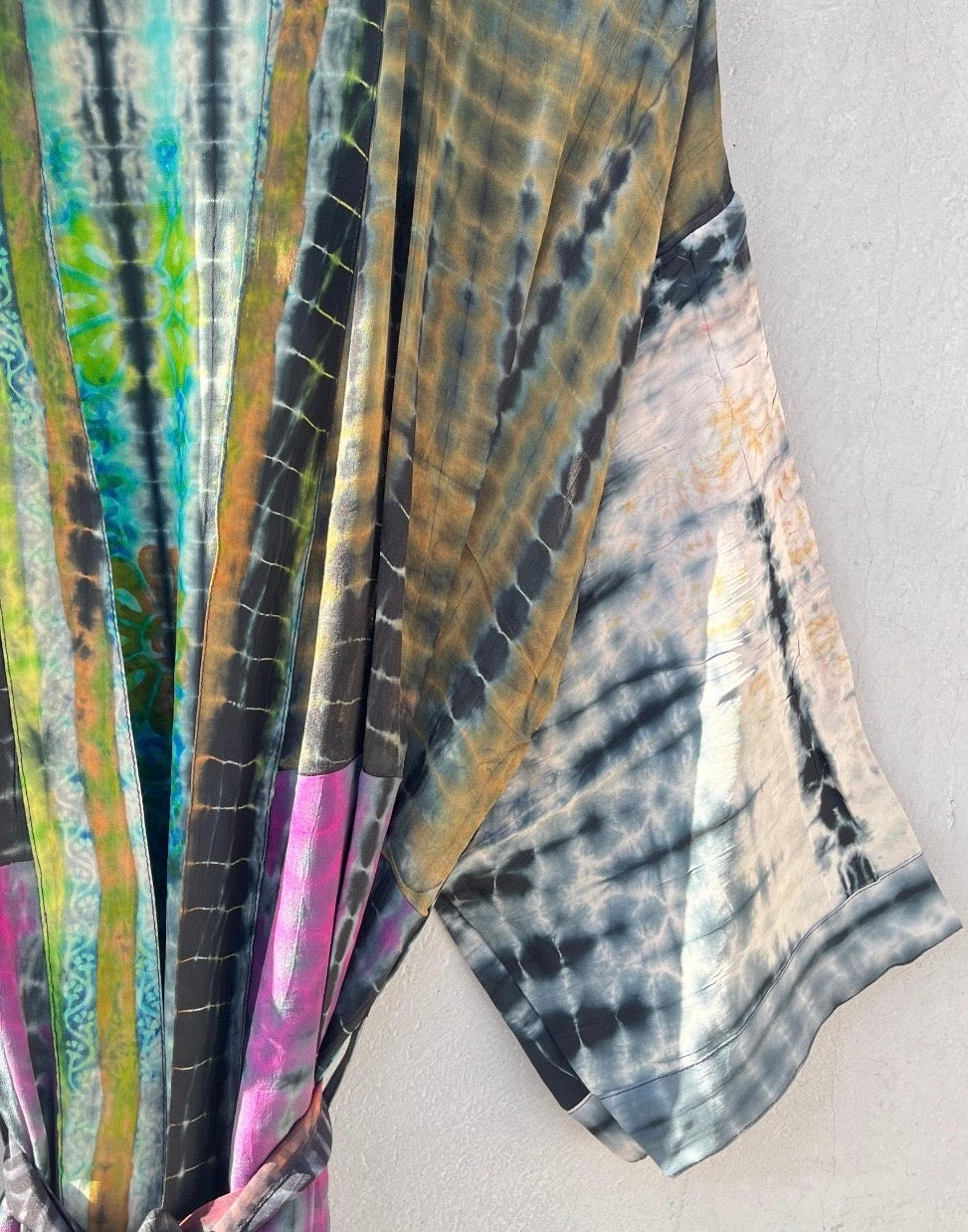 Mystic Tide Crepe Silk Kimono
