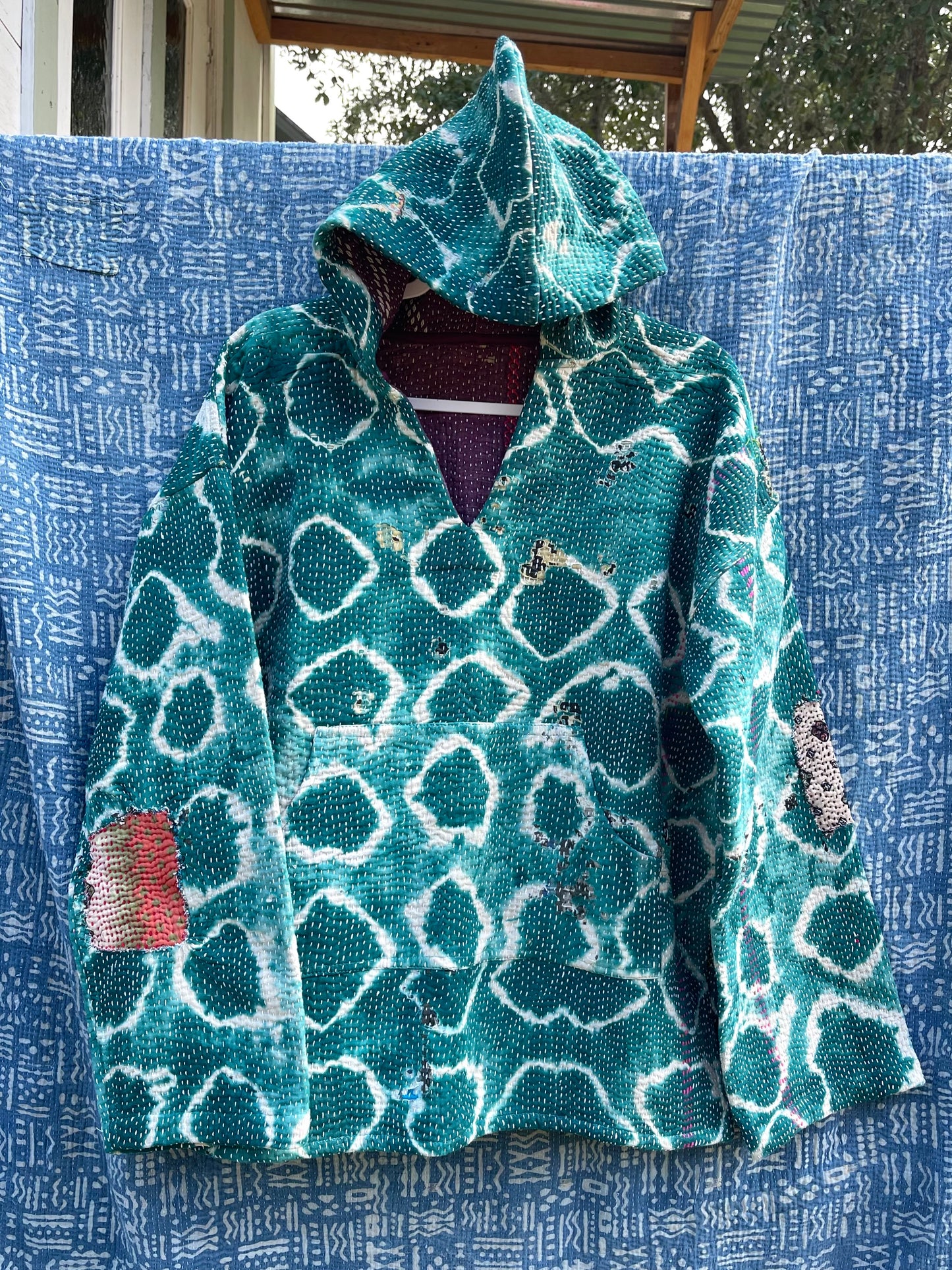 Sundara Hoodie S-L (heavily distressed)