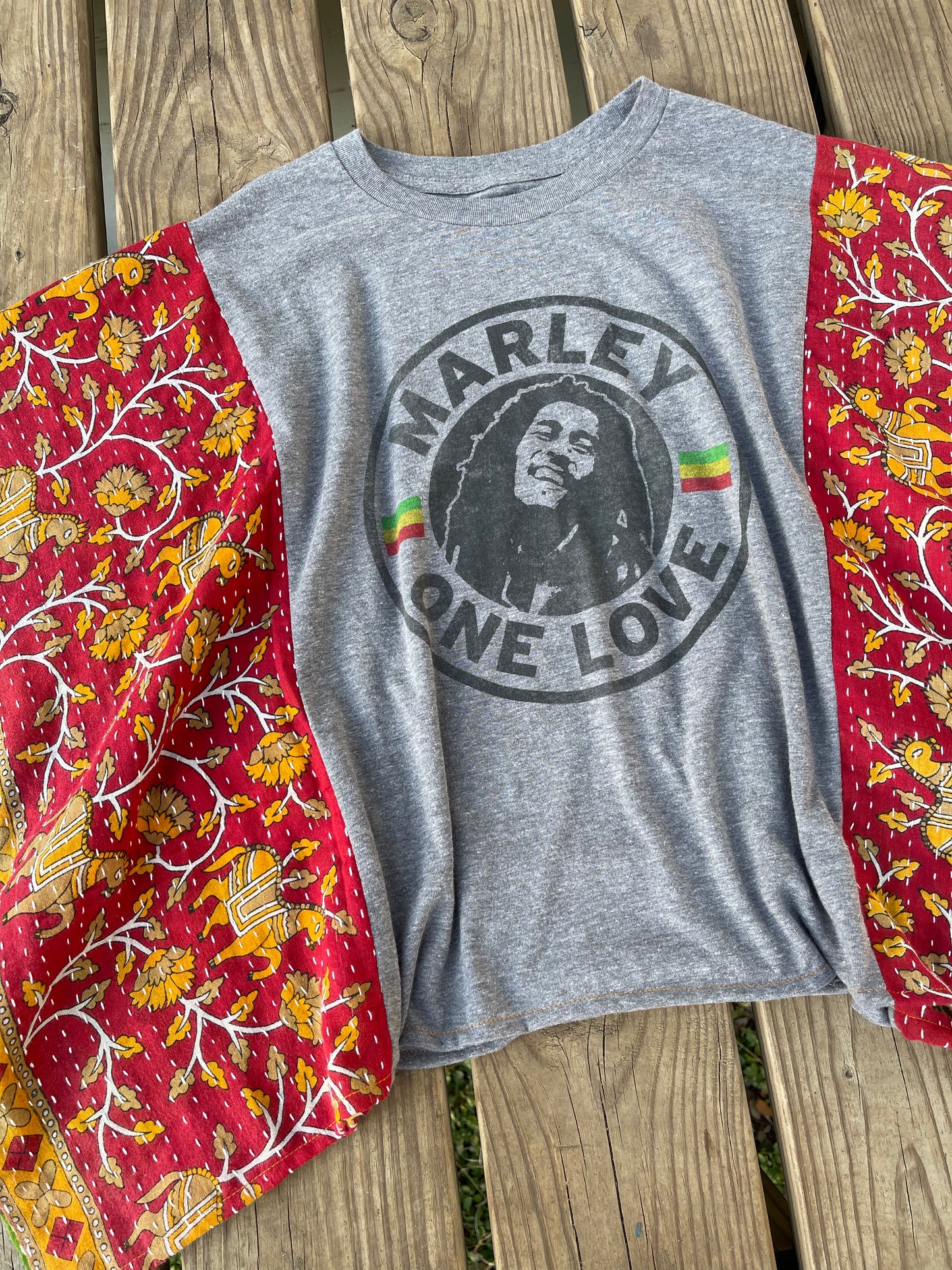 Bob Marley Tee S-L SEMI CROP